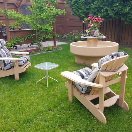 3 Bedrooms 3 Beds Near Metro -2 Parking Free 몬트리올 외부 사진